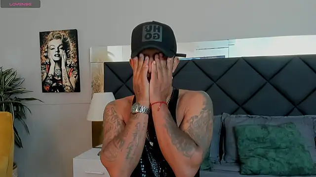 Robin Rief online show from November 12, 4:18 am