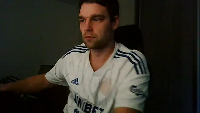 Snapshot of The_big_viking_ chatting on January 5, 12:21 pm The big viking online show from January 5, 12:21 pm