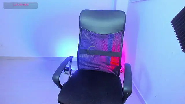 Sweet and caramel online show from February 10, 10:53 am