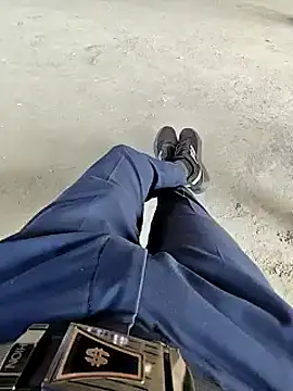 bananadick     online show from December 31, 8:48 am