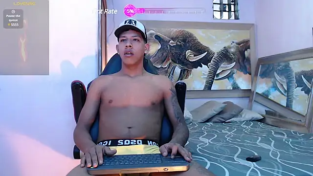 mr stiven  online show from March 14, 2:53 am