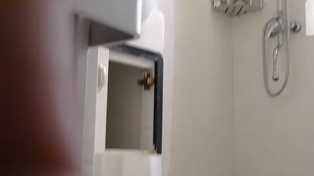 866532 online show from February 2, 5:06 am