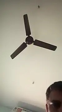 Snapshot of Smarterboytravel chatting on December 23, 6:22 am Smarterboytravel online show from December 23, 6:22 am