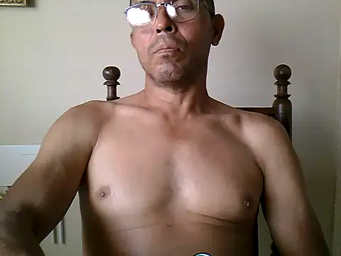 Alex011277 online show from September 28, 7:56 pm