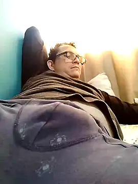 Bombi22 online show from January 5, 3:23 pm