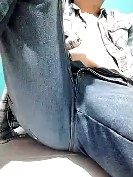 Bombi22 online show from January 30, 4:16 am