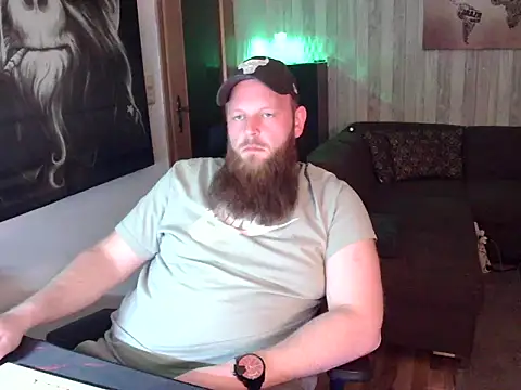 TinyDickBear online show from February 23, 9:14 pm