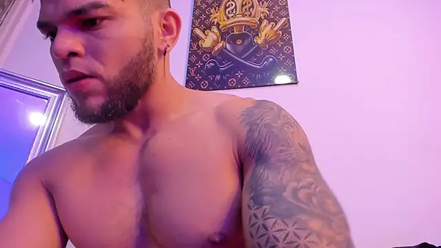 vincent carusso94 online show from January 24, 10:08 pm