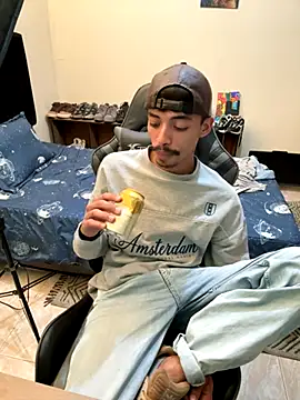 twink latino5 online show from November 1, 1:20 am