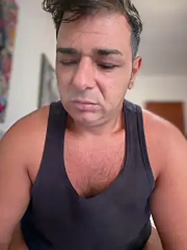 SecretlyDD online show from April 12, 11:00 am