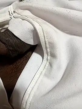 tharu111111 online show from October 29, 8:45 pm