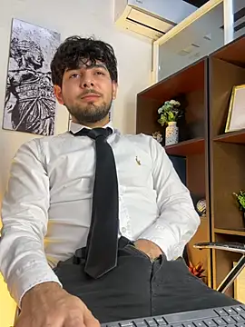 Samir bear online show from April 10, 12:56 pm