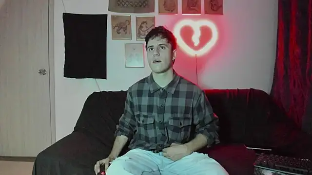 Snapshot of Antonello_Vannucci chatting on January 3, 1:36 pm Antonello Vannucci online show from January 3, 1:36 pm