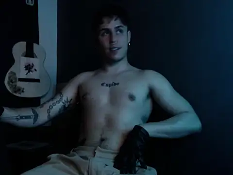 Antonello Vannucci online show from February 7, 10:59 pm