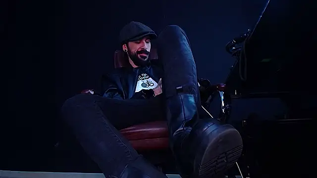 AxelColton online show from November 27, 11:47 am