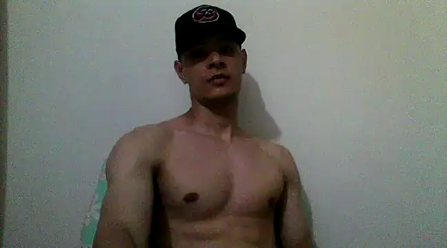 tric09 online show from December 18, 3:22 pm