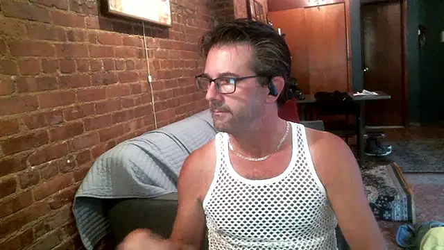 Johnny Bottoms online show from September 14, 1:24 pm