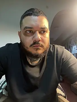 El Titan1998 online show from March 31, 10:22 pm