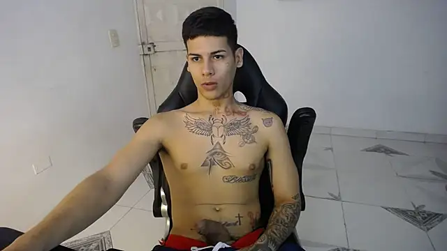 Clyde019 online show from February 20, 4:57 pm