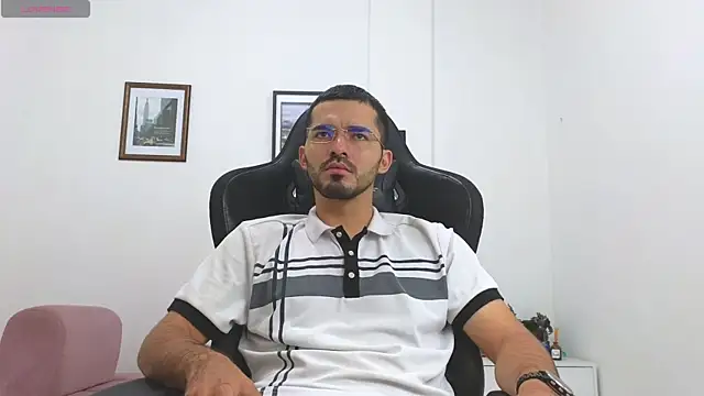 Massimoo 07 online show from December 4, 2:35 pm