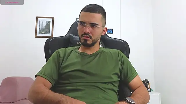 Massimoo 07 online show from November 19, 7:25 pm