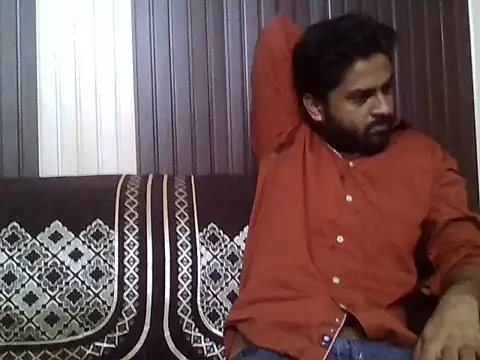 indihotguy online show from April 17, 7:33 am