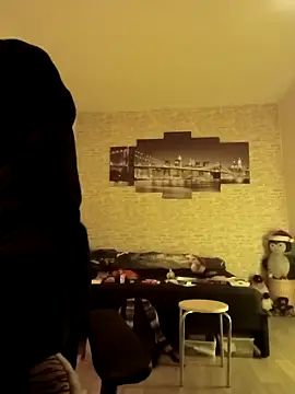 Snapshot of HalloMarcy chatting on January 16, 2:51 pm HalloMarcy online show from January 16, 2:51 pm