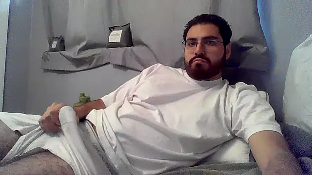 Snapshot of halo_2727 chatting on February 24, 8:14 pm halo 2727 online show from February 24, 8:14 pm