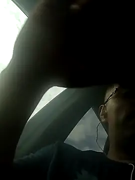 k1oudE online show from January 8, 8:39 pm