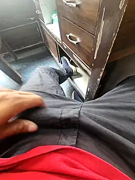 Snapshot of pyasevickybabu563 chatting on March 22, 4:35 am pyasevickybabu563 online show from March 22, 4:35 am