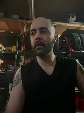 Faded-Solo online show from April 8, 7:19 am