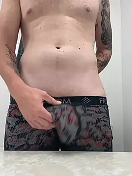 tcadle1824 online show from December 28, 5:44 am