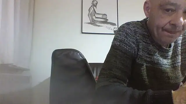 horndude187187 online show from January 6, 6:52 pm