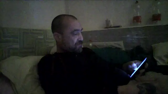 Snapshot of javierpasteur69 chatting on February 27, 1:46 am javierpasteur69 online show from February 27, 1:46 am