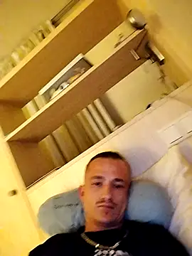 frankthefuck69 online show from October 15, 6:37 pm