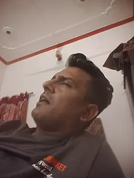 MAGNETICDADDY8 online show from October 4, 8:02 pm