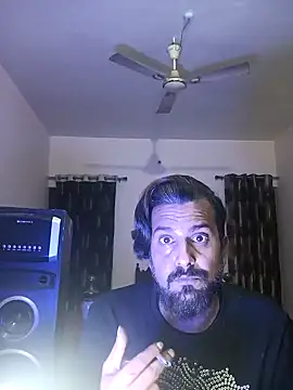 MAGNETICDADDY8 online show from January 6, 6:10 pm