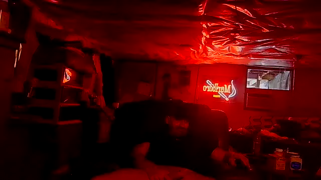 bluedragon0525 online show from June 18, 3:50 pm