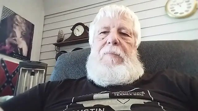 Buzzintx online show from July 15, 3:51 pm