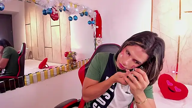 TylerBloom online show from December 15, 12:46 pm