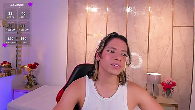 TylerBloom online show from December 3, 2:56 pm