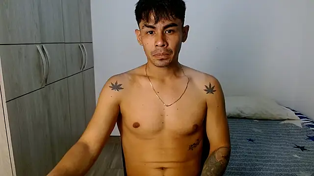 lonelydick2002 online show from November 5, 4:36 am