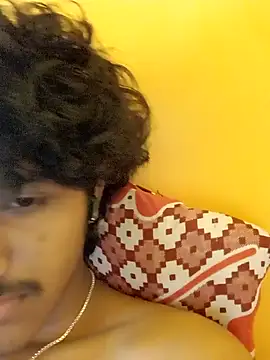 CosmicEmuu online show from January 18, 10:17 am