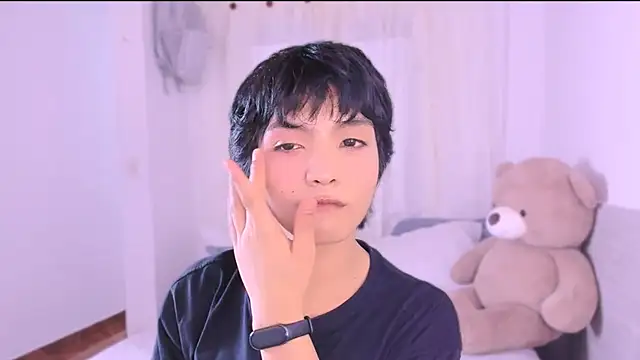 AllanYong18 online show from September 10, 8:02 am