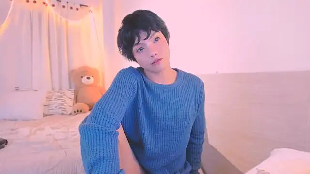 AllanYong18 online show from November 6, 5:21 am