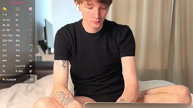 Calvin Polanski online show from May 12, 4:21 am