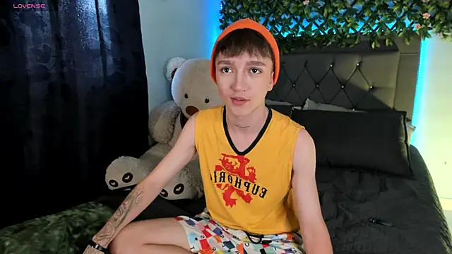 jeremy salvatore online show from January 8, 9:44 pm