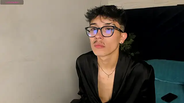 tim  fox online show from April 10, 11:39 am