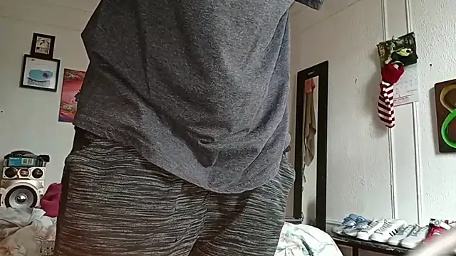 Snapshot of BaByArM81 chatting on September 15, 8:54 pm BaByArM81 online show from September 15, 8:54 pm