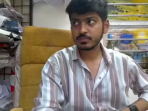 cute modell online show from November 7, 12:08 pm